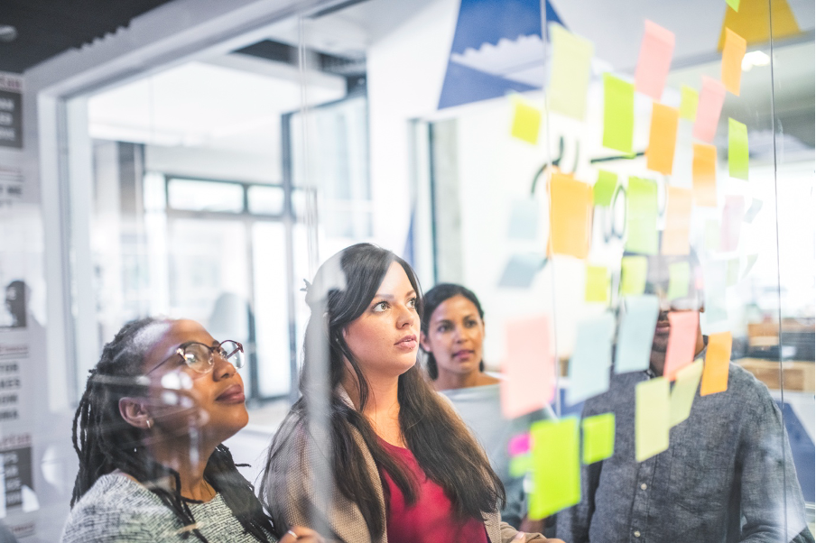 How Analysts Can Use the Feedback Box to Build Insights from Stakeholder Feedback